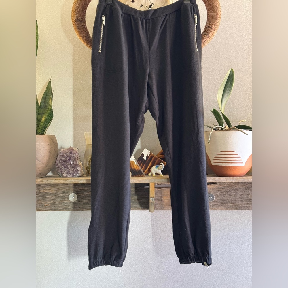 NWT Chaser joggers
